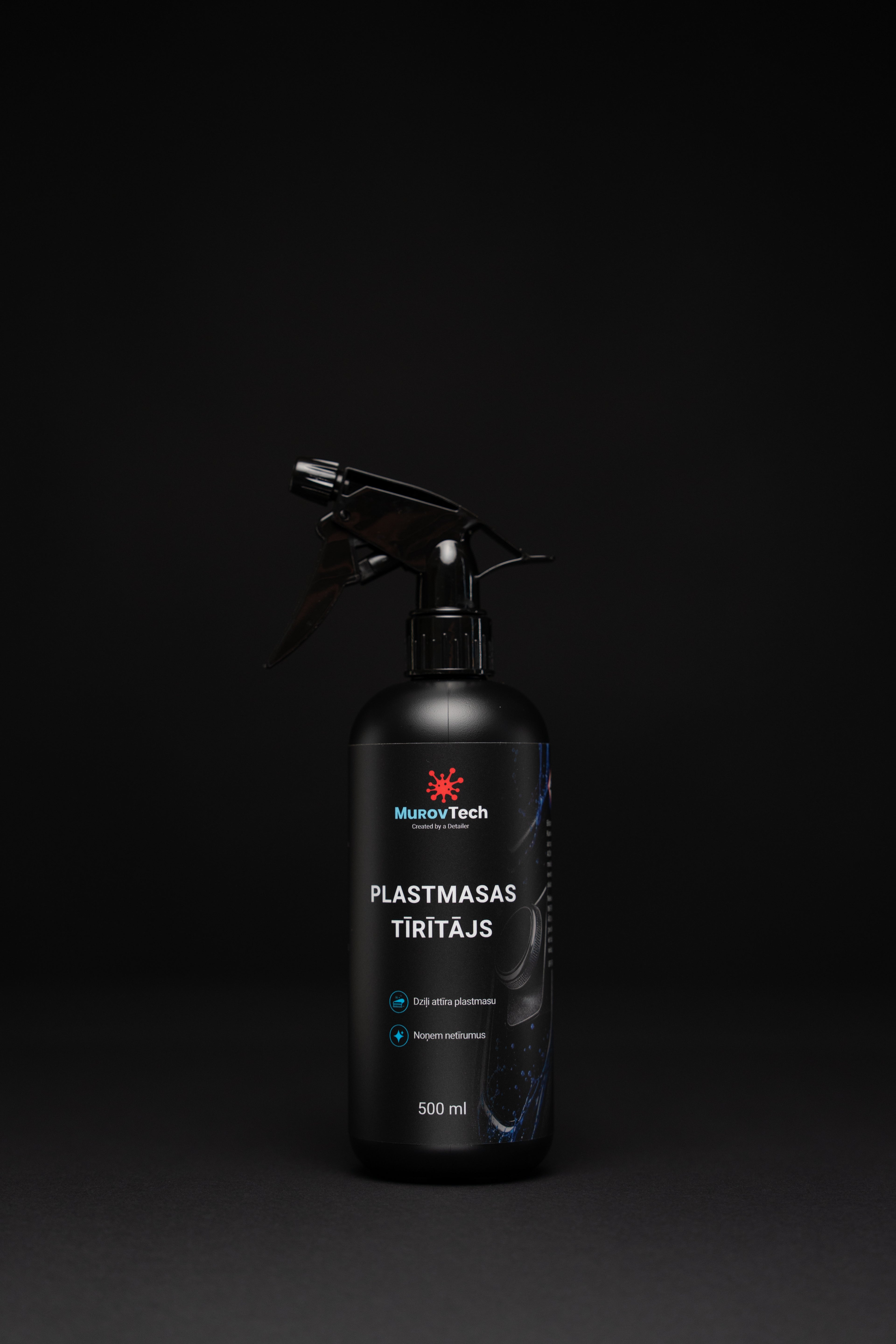 Plastmasas tīrītājs
